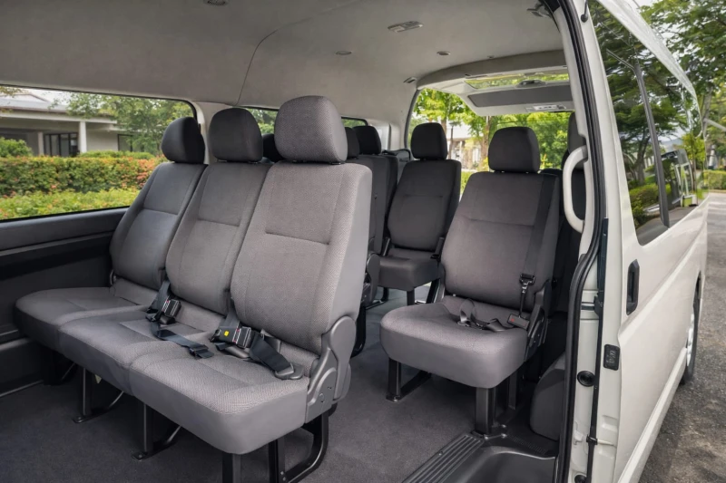 sewa-kereta-jogja-12-jam-dengan-supir-best-private-fleksibel